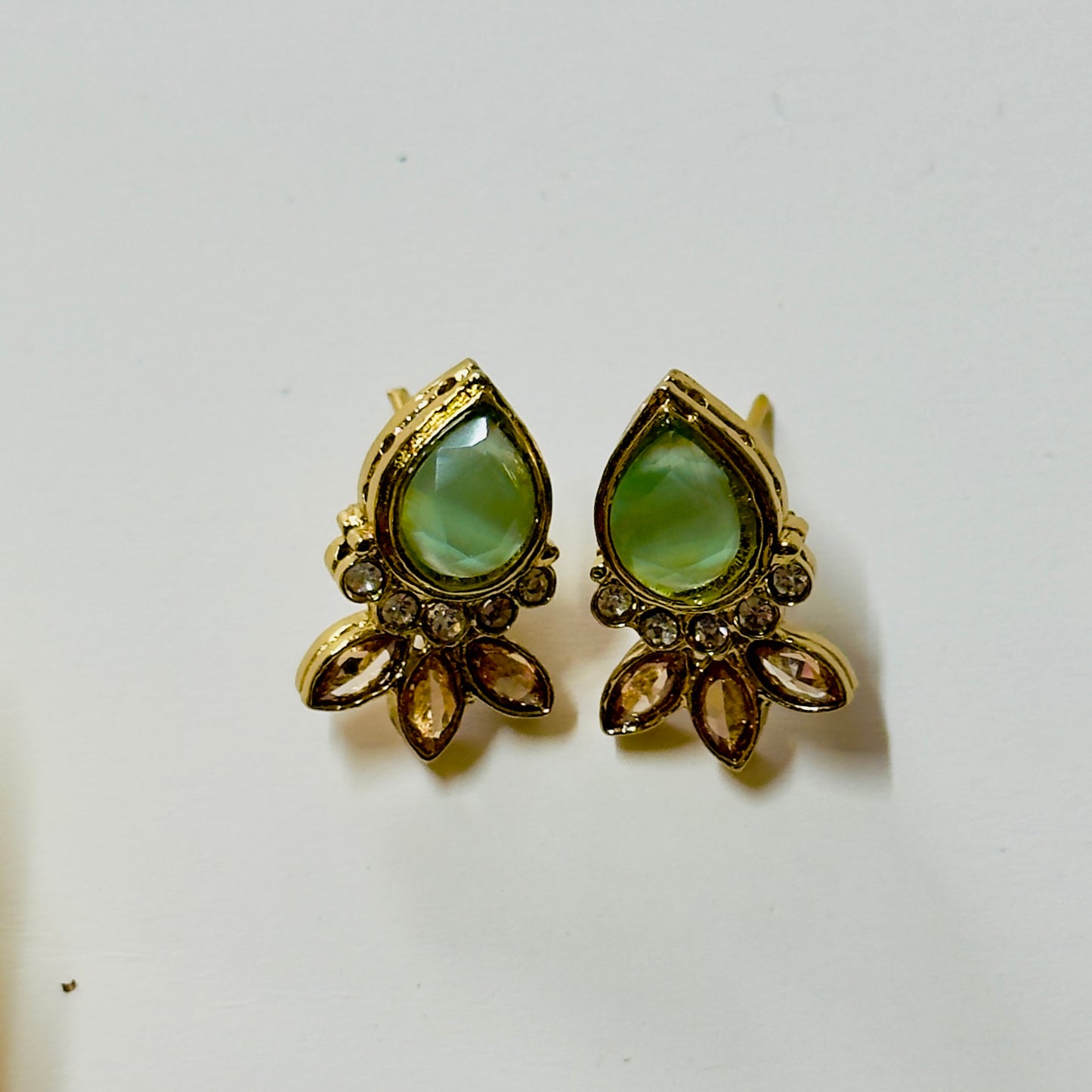 Ear Tops ph22