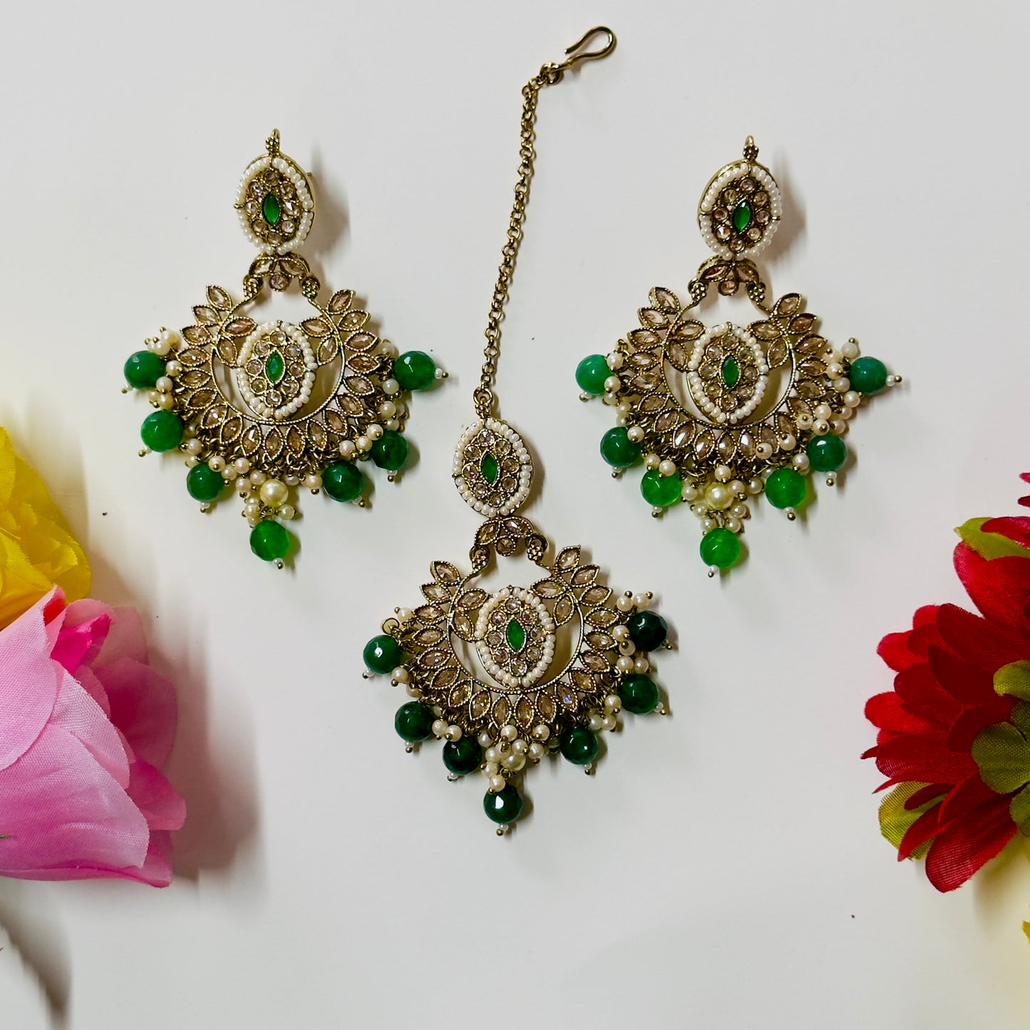 Polki Earring & Tica Mehndi ph56