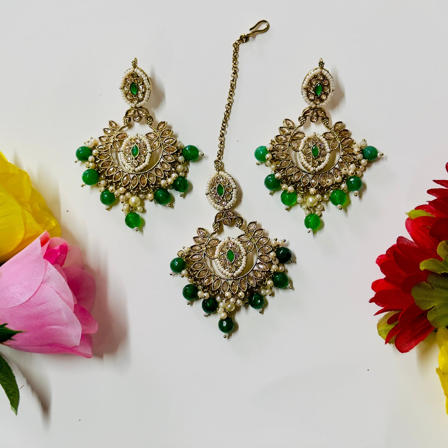 Polki Earring & Tica Mehndi ph56