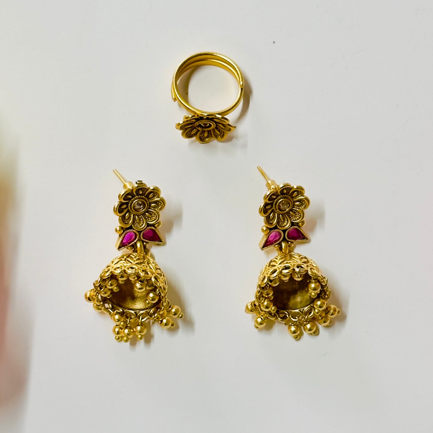 Earrings and Ring ph28