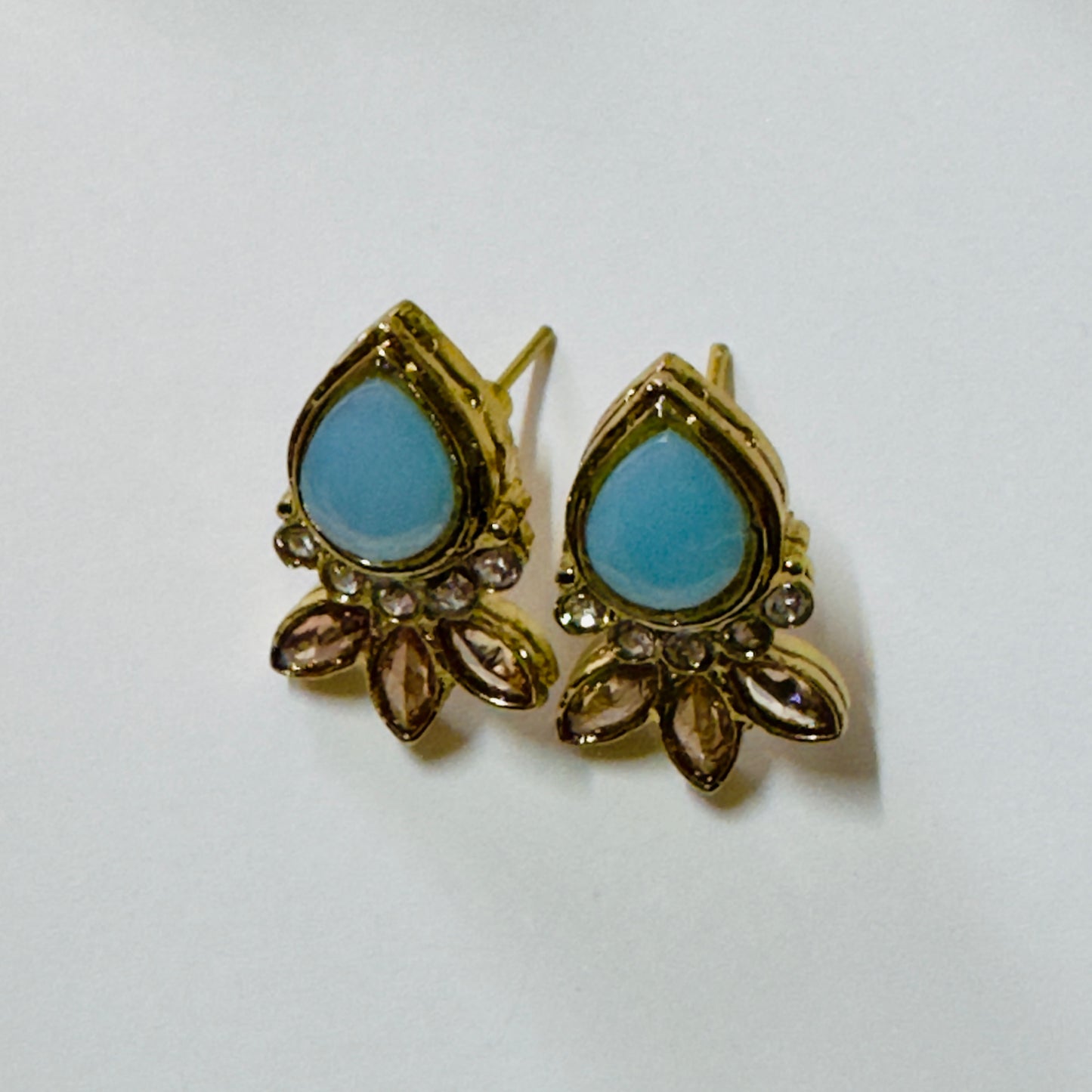 Ear Tops ph22