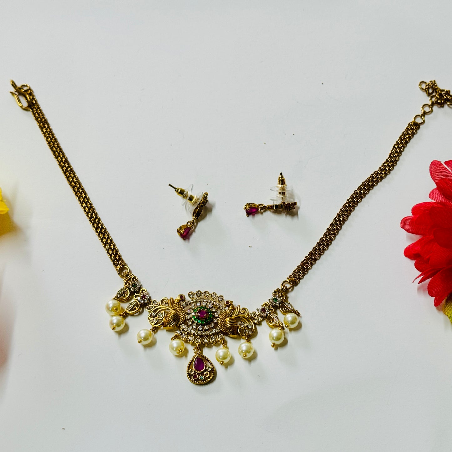 Antique Golden Choker Necklace with Earrings ph63