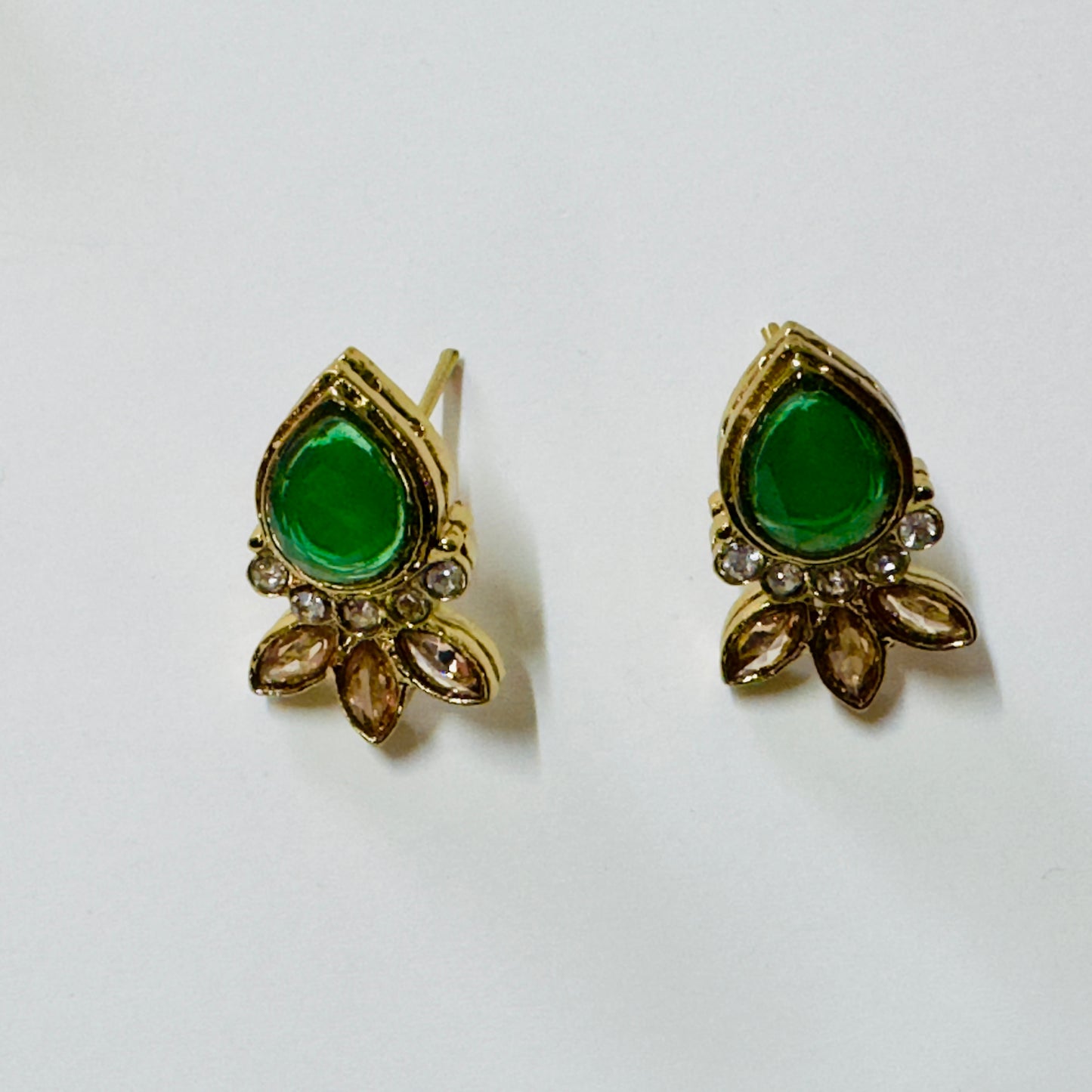 Ear Tops ph22